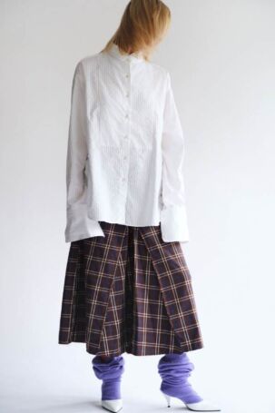 4/76 | Talia Byre Fall 2025 | Photo: Esther Theaker | Courtesy of Talia Byre Talia Byre Fall 2025 | Photo: Esther Theaker | Courtesy of Talia Byre