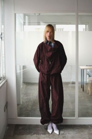 5/76 | Talia Byre Fall 2025 | Photo: Esther Theaker | Courtesy of Talia Byre Talia Byre Fall 2025 | Photo: Esther Theaker | Courtesy of Talia Byre