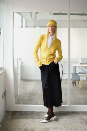 10/76 | Talia Byre Fall 2025 | Photo: Esther Theaker | Courtesy of Talia Byre Talia Byre Fall 2025 | Photo: Esther Theaker | Courtesy of Talia Byre