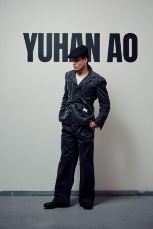 9/18 | Yuhan Ao Fall 2025 | Photo: Ben Bradish Ellames | Courtesy of Yuhan Ao Yuhan Ao Fall 2025 | Photo: Ben Bradish Ellames | Courtesy of Yuhan Ao