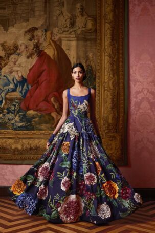 2/33 | Alice + Olivia Fall 2025 | Photo: Sam Spence | Courtesy of Alice + Olivia Alice + Olivia Fall 2025 | Photo: Sam Spence | Courtesy of Alice + Olivia