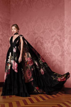 7/33 | Alice + Olivia Fall 2025 | Photo: Sam Spence | Courtesy of Alice + Olivia Alice + Olivia Fall 2025 | Photo: Sam Spence | Courtesy of Alice + Olivia