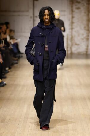 4/46 | Coach Fall 2025 | Photo: NOWFASHION.com Coach Fall 2025 | Photo: NOWFASHION.com