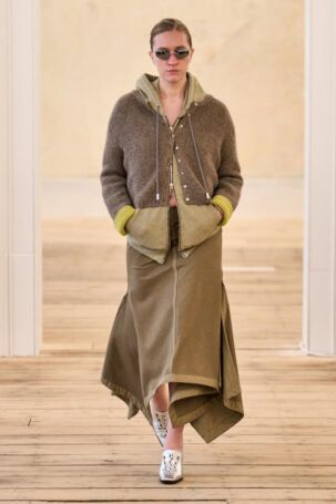 6/28 | Eckhaus Latta Fall 2025 | Photo: GoRunway | Courtesy of Eckhaus Latta Eckhaus Latta Fall 2025 | Photo: GoRunway | Courtesy of Eckhaus Latta