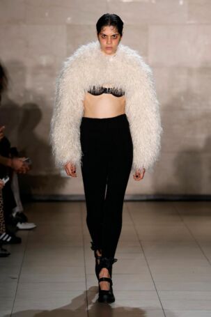 5/26 | Meruert Tolegen Fall 2025 | Photo: NOWFASHION.com Meruert Tolegen Fall 2025 | Photo: NOWFASHION.com
