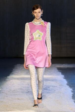 1/37 | Sandy Liang Fall 2025 | Photo: Filippo Fior | Courtesy of Sandy Liang Sandy Liang Fall 2025 | Photo: Filippo Fior | Courtesy of Sandy Liang