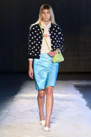 2/37 | Sandy Liang Fall 2025 | Photo: Filippo Fior | Courtesy of Sandy Liang Sandy Liang Fall 2025 | Photo: Filippo Fior | Courtesy of Sandy Liang