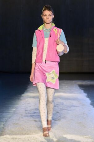 5/37 | Sandy Liang Fall 2025 | Photo: Filippo Fior | Courtesy of Sandy Liang Sandy Liang Fall 2025 | Photo: Filippo Fior | Courtesy of Sandy Liang