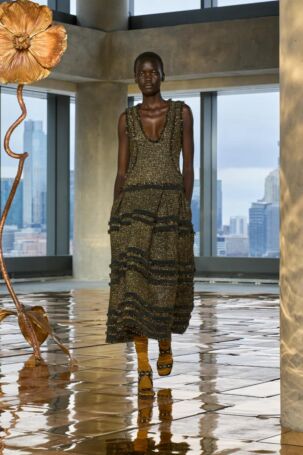 2/59 | Ulla Johnson | Fall 2025 | Courtesy of Ulla Johnson Ulla Johnson | Fall 2025 | Courtesy of Ulla Johnson