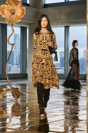 8/59 | Ulla Johnson | Fall 2025 | Courtesy of Ulla Johnson Ulla Johnson | Fall 2025 | Courtesy of Ulla Johnson