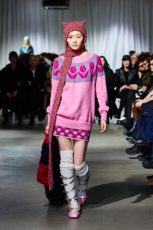 4/20 | Andrej Gronau Fall 2025 | Photo: Finnegan Koichi Godenschweger | Courtesy of Berlin Fashion Week Andrej Gronau Fall 2025 | Photo: Finnegan Koichi Godenschweger | Courtesy of Berlin Fashion Week