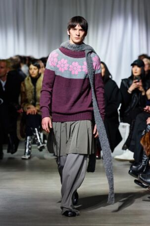 8/20 | Andrej Gronau Fall 2025 | Photo: Finnegan Koichi Godenschweger | Courtesy of Berlin Fashion Week Andrej Gronau Fall 2025 | Photo: Finnegan Koichi Godenschweger | Courtesy of Berlin Fashion Week