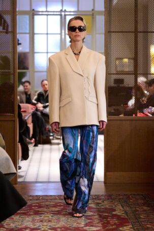 11/26 | Avenir Fall 2025 | Photo: James Cochrane | Courtesy of Berlin Fashion Week Avenir Fall 2025 | Photo: James Cochrane | Courtesy of Berlin Fashion Week