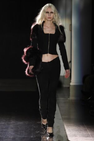5/22 | Clara Colette Miramon Fall 2025 | Photo: Boris Marberg | Courtesy of Berlin Fashion Week Clara Colette Miramon Fall 2025 | Photo: Boris Marberg | Courtesy of Berlin Fashion Week
