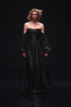 1/27 | Danny Reinke Fall 2025 | Photo: Sebastian Reuter/Getty Images | Courtesy of Berlin Fashion Week Danny Reinke Fall 2025 | Photo: Sebastian Reuter/Getty Images | Courtesy of Berlin Fashion Week