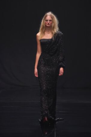 4/27 | Danny Reinke Fall 2025 | Photo: Sebastian Reuter/Getty Images | Courtesy of Berlin Fashion Week Danny Reinke Fall 2025 | Photo: Sebastian Reuter/Getty Images | Courtesy of Berlin Fashion Week