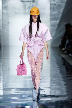9/21 | Kasia Kucharska Fall 2025 | Photo: Finnegan Koichi Godenschweger | Courtesy of Berlin Fashion Week Kasia Kucharska Fall 2025 | Photo: Finnegan Koichi Godenschweger | Courtesy of Berlin Fashion Week