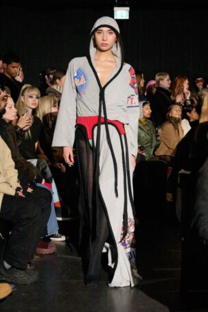11/20 | Laura Gerte Fall 2025 | Photo: James Cochrane | Courtesy of Berlin Fashion Week Laura Gerte Fall 2025 | Photo: James Cochrane | Courtesy of Berlin Fashion Week