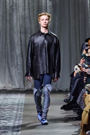 1/28 | LUEDER Fall 2025 | Photo: Finnegan Koichi Godenschweger | Courtesy of Berlin Fashion Week LUEDER Fall 2025 | Photo: Finnegan Koichi Godenschweger | Courtesy of Berlin Fashion Week