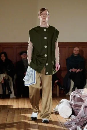 4/16 | Marke Fall 2025 | Photo: James Cochrane | Courtesy of Berlin Fashion Week Marke Fall 2025 | Photo: James Cochrane | Courtesy of Berlin Fashion Week