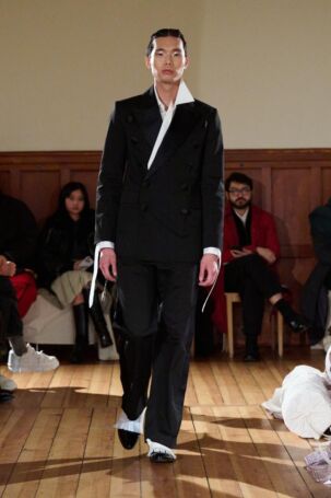 9/16 | Marke Fall 2025 | Photo: James Cochrane | Courtesy of Berlin Fashion Week Marke Fall 2025 | Photo: James Cochrane | Courtesy of Berlin Fashion Week