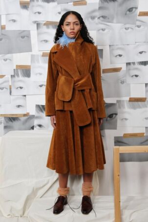 1/12 | ODEEH Fall 2025 | Photo: Boris Marberg | Courtesy of Berlin Fashion Week ODEEH Fall 2025 | Photo: Boris Marberg | Courtesy of Berlin Fashion Week