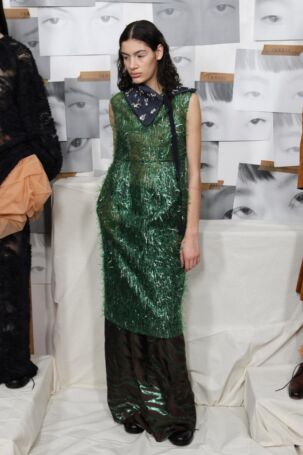 5/12 | ODEEH Fall 2025 | Photo: Boris Marberg | Courtesy of Berlin Fashion Week ODEEH Fall 2025 | Photo: Boris Marberg | Courtesy of Berlin Fashion Week