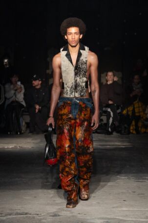 9/30 | PALMWINE IceCREAM Fall 2025 | Photo: Andreas Hofrichter | Courtesy of Berlin Fashion Week PALMWINE IceCREAM Fall 2025 | Photo: Andreas Hofrichter | Courtesy of Berlin Fashion Week