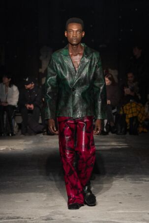 12/30 | PALMWINE IceCREAM Fall 2025 | Photo: Andreas Hofrichter | Courtesy of Berlin Fashion Week PALMWINE IceCREAM Fall 2025 | Photo: Andreas Hofrichter | Courtesy of Berlin Fashion Week