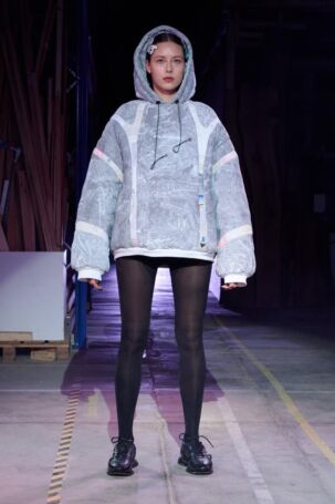 3/25 | PLNGNS Fall 2025 | Photo: James Cochrane | Courtesy of Berlin Fashion Week PLNGNS Fall 2025 | Photo: James Cochrane | Courtesy of Berlin Fashion Week