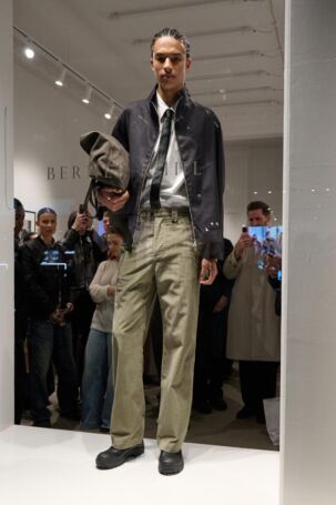 2/12 | Berner Kühl Fall 2025 | Photo: James Cochrane | Courtesy of Copenhagen Fashion Week Berner Kühl Fall 2025 | Photo: James Cochrane | Courtesy of Copenhagen Fashion Week