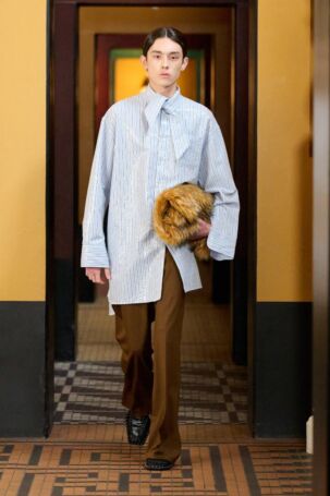 9/25 | CMMN SWDN Fall 2025 | Photo: James Cochrane | Courtesy of Copenhagen Fashion Week CMMN SWDN Fall 2025 | Photo: James Cochrane | Courtesy of Copenhagen Fashion Week
