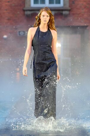 11/26 | Deadwood Fall 2025 | Photo: James Cochrane | Courtesy of Copenhagen Fashion Week Deadwood Fall 2025 | Photo: James Cochrane | Courtesy of Copenhagen Fashion Week
