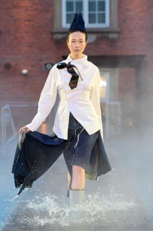 12/26 | Deadwood Fall 2025 | Photo: James Cochrane | Courtesy of Copenhagen Fashion Week Deadwood Fall 2025 | Photo: James Cochrane | Courtesy of Copenhagen Fashion Week