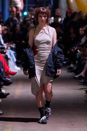 6/22 | FINE CHAOS Fall 2025 | Photo: James Cochrane | Courtesy of Copenhagen Fashion Week FINE CHAOS Fall 2025 | Photo: James Cochrane | Courtesy of Copenhagen Fashion Week