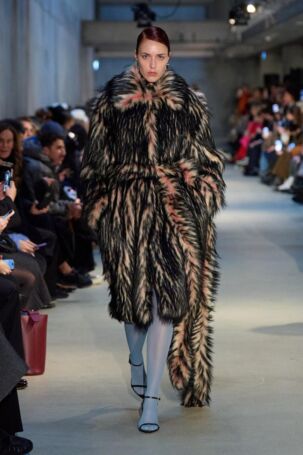 3/25 | Forza Collective Fall 2025 | Photo: James Cochrane | Courtesy of Copenhagen Fashion Week Forza Collective Fall 2025 | Photo: James Cochrane | Courtesy of Copenhagen Fashion Week