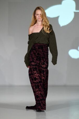 3/34 | Gestuz Fall 2025 | Photo: James Cochrane | Courtesy of Copenhagen Fashion Week Gestuz Fall 2025 | Photo: James Cochrane | Courtesy of Copenhagen Fashion Week