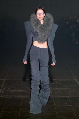 3/24 | Han Kjøbenhavn Fall 2025 | Photo: James Cochrane | Courtesy of Copenhagen Fashion Week Han Kjøbenhavn Fall 2025 | Photo: James Cochrane | Courtesy of Copenhagen Fashion Week