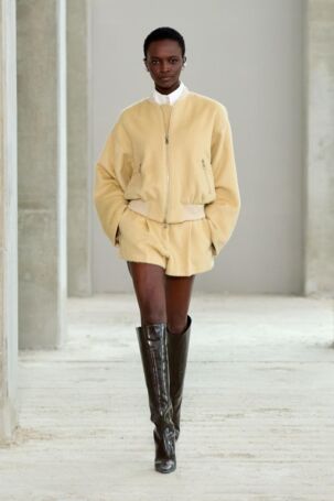 1/29 | Herskind Fall 2025 | Photo: James Cochrane | Courtesy of Copenhagen Fashion Week Herskind Fall 2025 | Photo: James Cochrane | Courtesy of Copenhagen Fashion Week