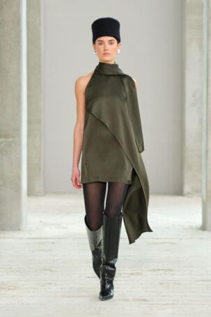 4/29 | Herskind Fall 2025 | Photo: James Cochrane | Courtesy of Copenhagen Fashion Week Herskind Fall 2025 | Photo: James Cochrane | Courtesy of Copenhagen Fashion Week