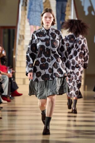 4/27 | Marimekko Fall 2025 | Photo: James Cochrane | Courtesy of Copenhagen Fashion Week Marimekko Fall 2025 | Photo: James Cochrane | Courtesy of Copenhagen Fashion Week