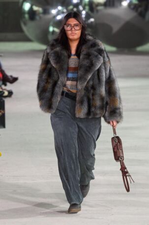 12/40 | MUNTHE Fall 2025 | Photo: James Cochrane | Courtesy of Copenhagen Fashion Week MUNTHE Fall 2025 | Photo: James Cochrane | Courtesy of Copenhagen Fashion Week