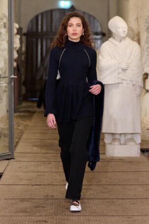 7/27 | OpéraSPORT Fall 2025 | Photo: James Cochrane | Courtesy of Copenhagen Fashion Week OpéraSPORT Fall 2025 | Photo: James Cochrane | Courtesy of Copenhagen Fashion Week