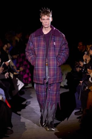 3/24 | Rolf Ekroth Fall 2025 | Photo: James Cochrane | Courtesy of Copenhagen Fashion Week Rolf Ekroth Fall 2025 | Photo: James Cochrane | Courtesy of Copenhagen Fashion Week