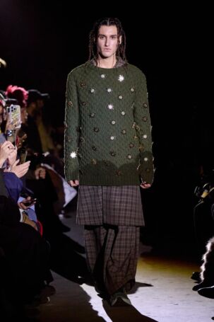 8/24 | Rolf Ekroth Fall 2025 | Photo: James Cochrane | Courtesy of Copenhagen Fashion Week Rolf Ekroth Fall 2025 | Photo: James Cochrane | Courtesy of Copenhagen Fashion Week