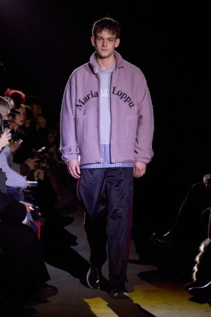 12/24 | Rolf Ekroth Fall 2025 | Photo: James Cochrane | Courtesy of Copenhagen Fashion Week Rolf Ekroth Fall 2025 | Photo: James Cochrane | Courtesy of Copenhagen Fashion Week