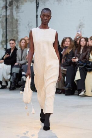 6/30 | Skall Studio Fall 2025 | Photo: James Cochrane | Courtesy of Copenhagen Fashion Week Skall Studio Fall 2025 | Photo: James Cochrane | Courtesy of Copenhagen Fashion Week