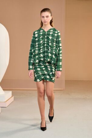 10/16 | Stine Goya Fall 2025 | Photo: James Cochrane | Courtesy of Copenhagen Fashion Week Stine Goya Fall 2025 | Photo: James Cochrane | Courtesy of Copenhagen Fashion Week