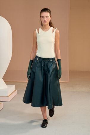 11/16 | Stine Goya Fall 2025 | Photo: James Cochrane | Courtesy of Copenhagen Fashion Week Stine Goya Fall 2025 | Photo: James Cochrane | Courtesy of Copenhagen Fashion Week