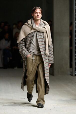 1/27 | Won Hundred Fall 2025 | Photo: James Cochrane | Courtesy of Copenhagen Fashion Week Won Hundred Fall 2025 | Photo: James Cochrane | Courtesy of Copenhagen Fashion Week